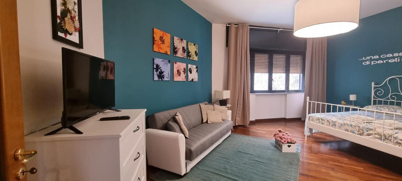 Via Battisti 109 Apartman Caserta Kültér fotó